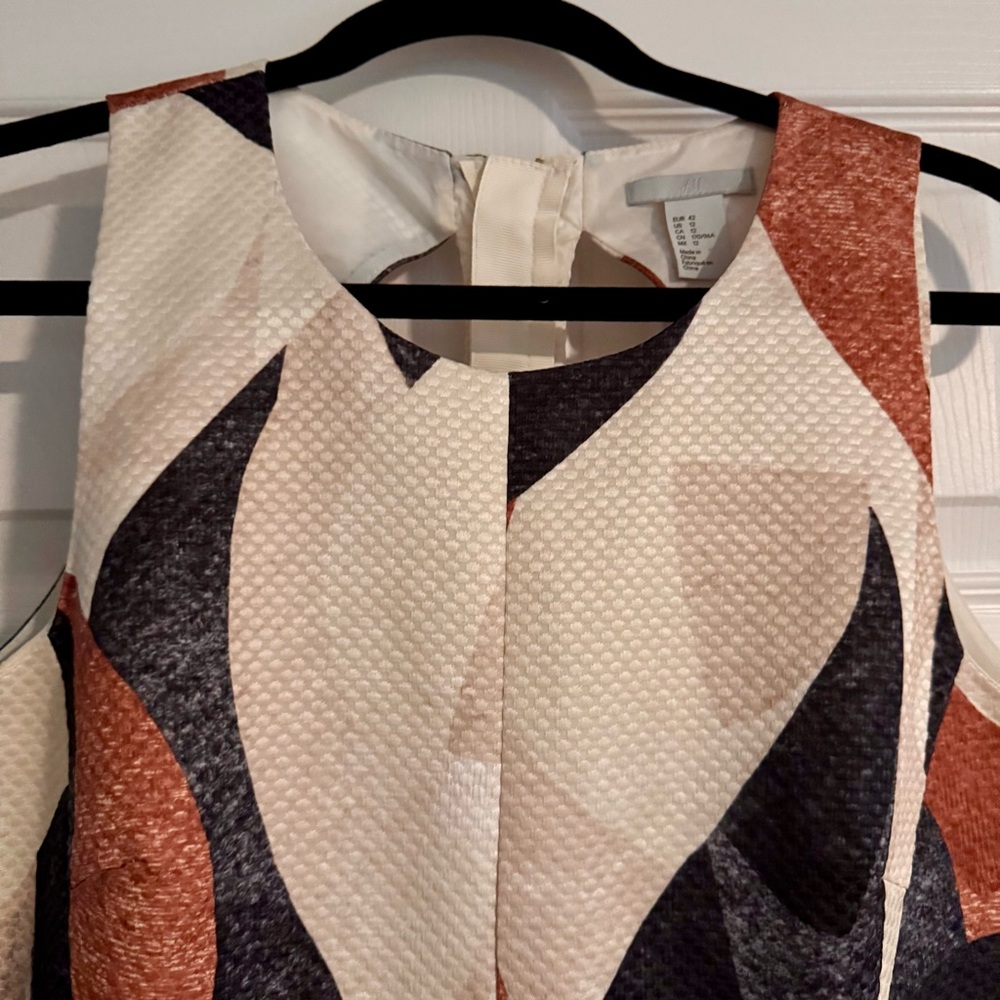 H&M Cream and Black Patterned Mini Dress - Picture 3 of 6